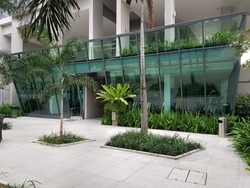 Esparina Residences (D19), Condominium #211091331
